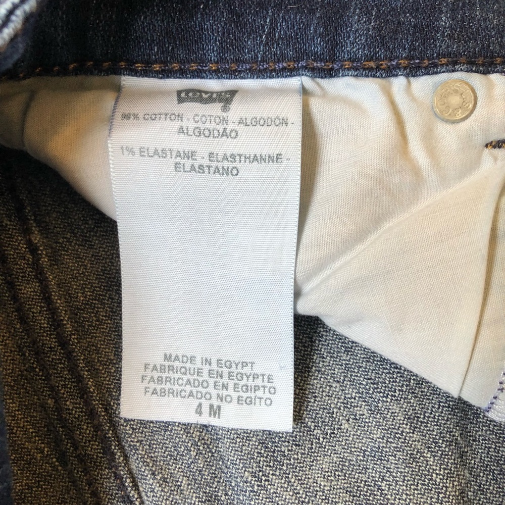 Levi’s Boyfriend Jean - Picture 10 of 10